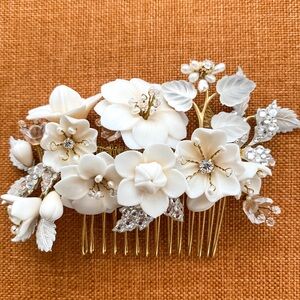 Gorgeous Ivory Floral Bridal Hairpiece